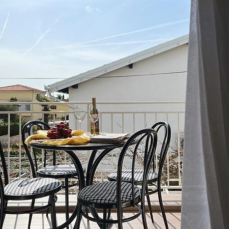 Apartments Teodora Maria Novigrad Istria Esterno foto