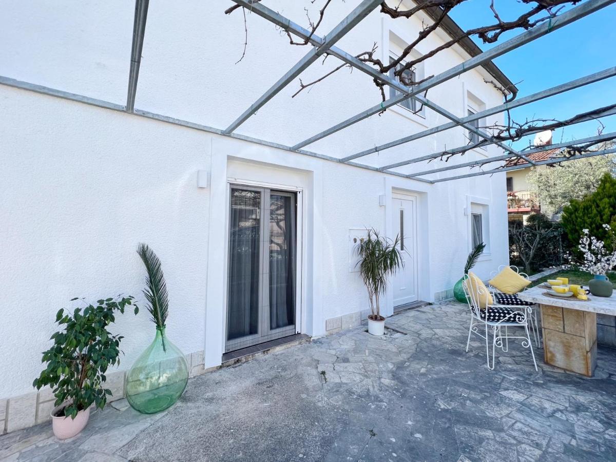 Apartments Teodora Maria Novigrad Istria Esterno foto