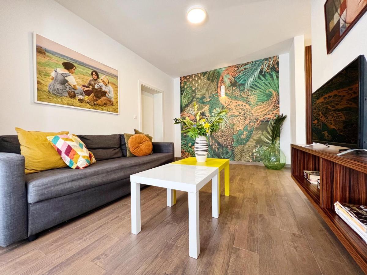 Apartments Teodora Maria Novigrad Istria Esterno foto