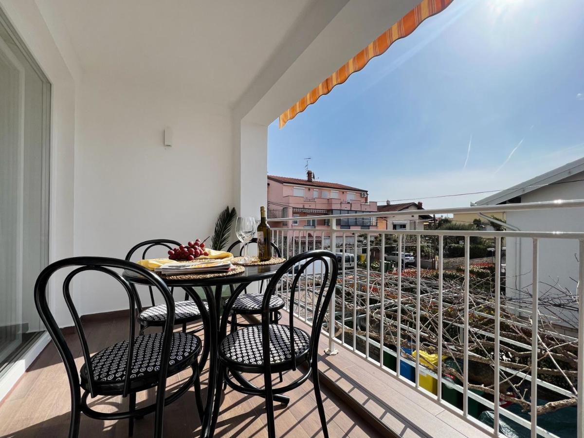 Apartments Teodora Maria Novigrad Istria Esterno foto