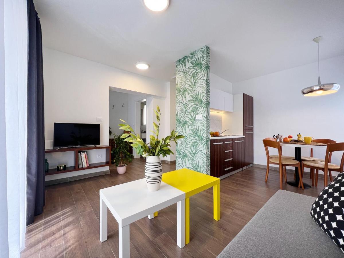 Apartments Teodora Maria Novigrad Istria Esterno foto