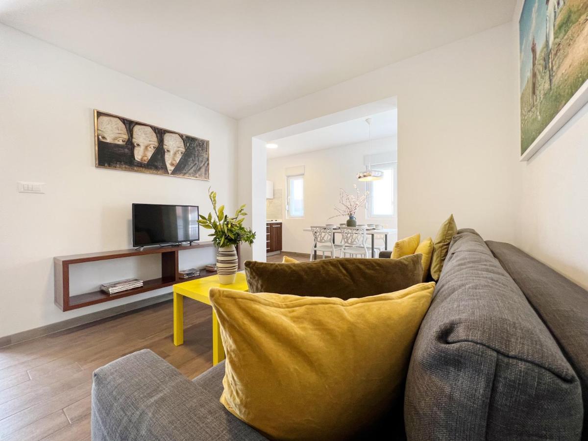 Apartments Teodora Maria Novigrad Istria Esterno foto
