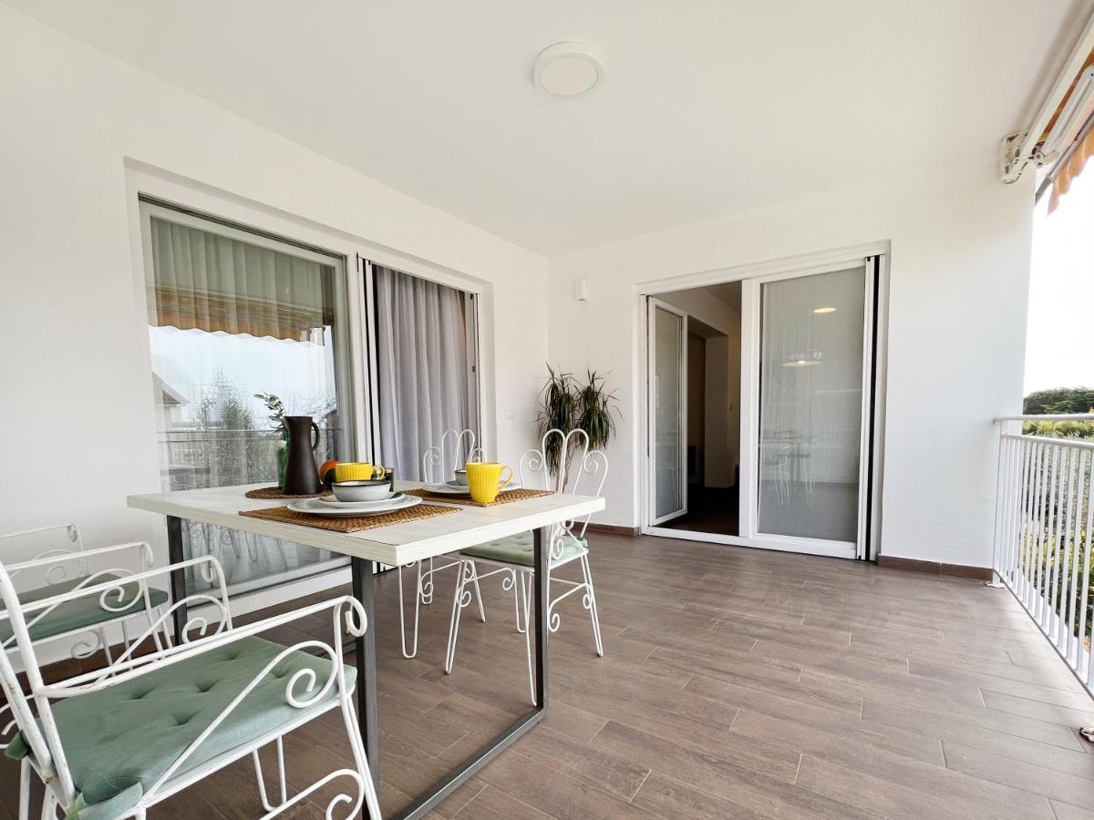 Apartments Teodora Maria Novigrad Istria Esterno foto