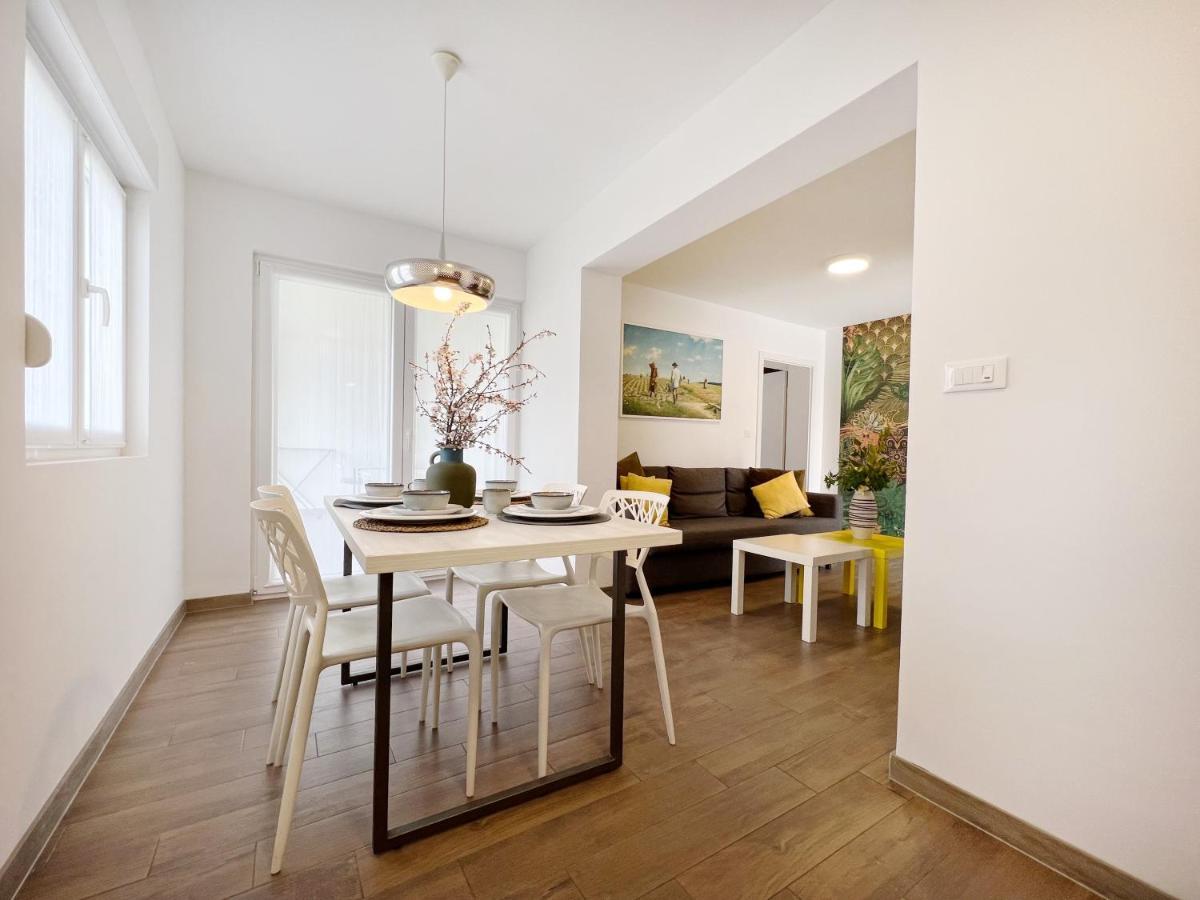 Apartments Teodora Maria Novigrad Istria Esterno foto
